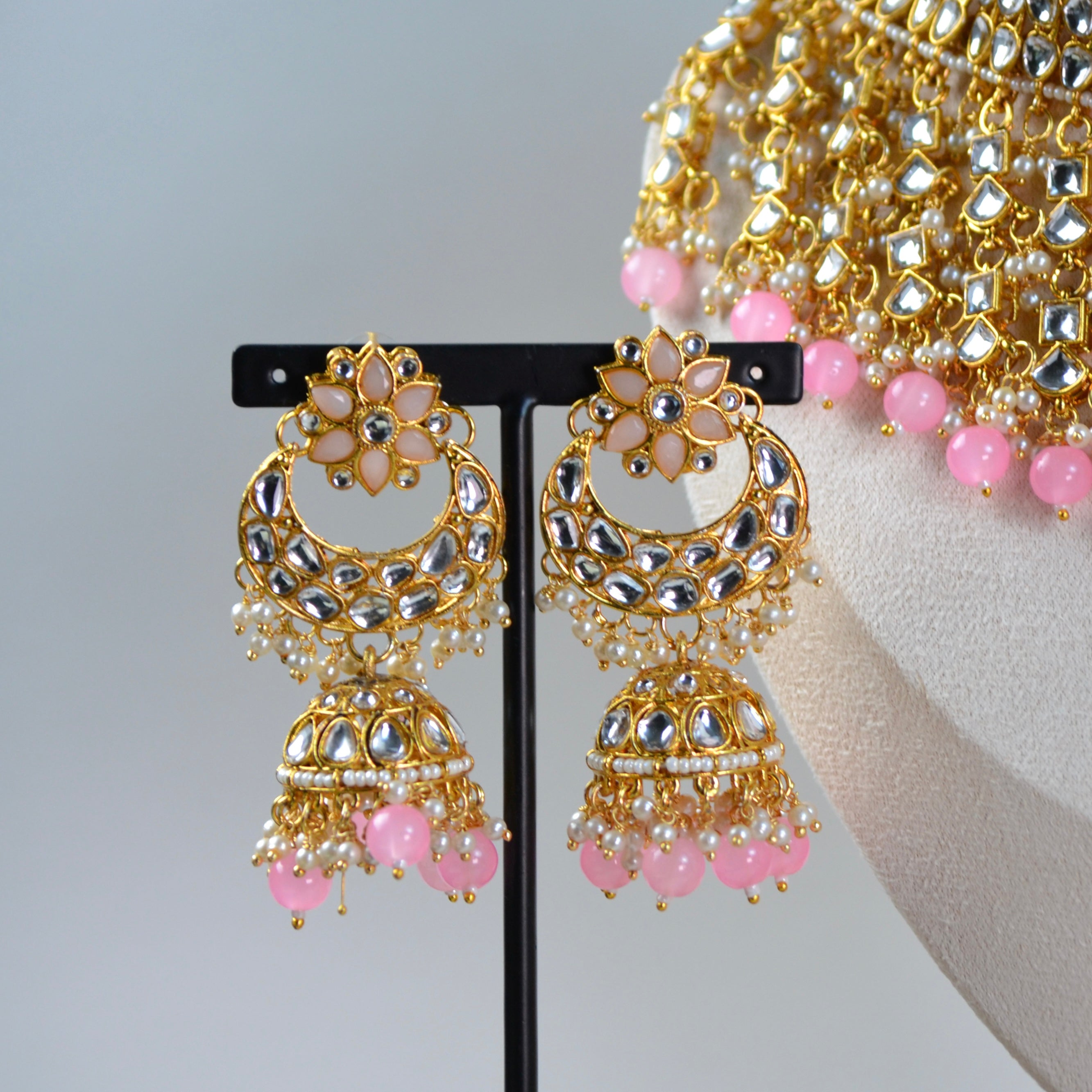 VARJ039-Kundan Bridal Necklace Set with Maangtika