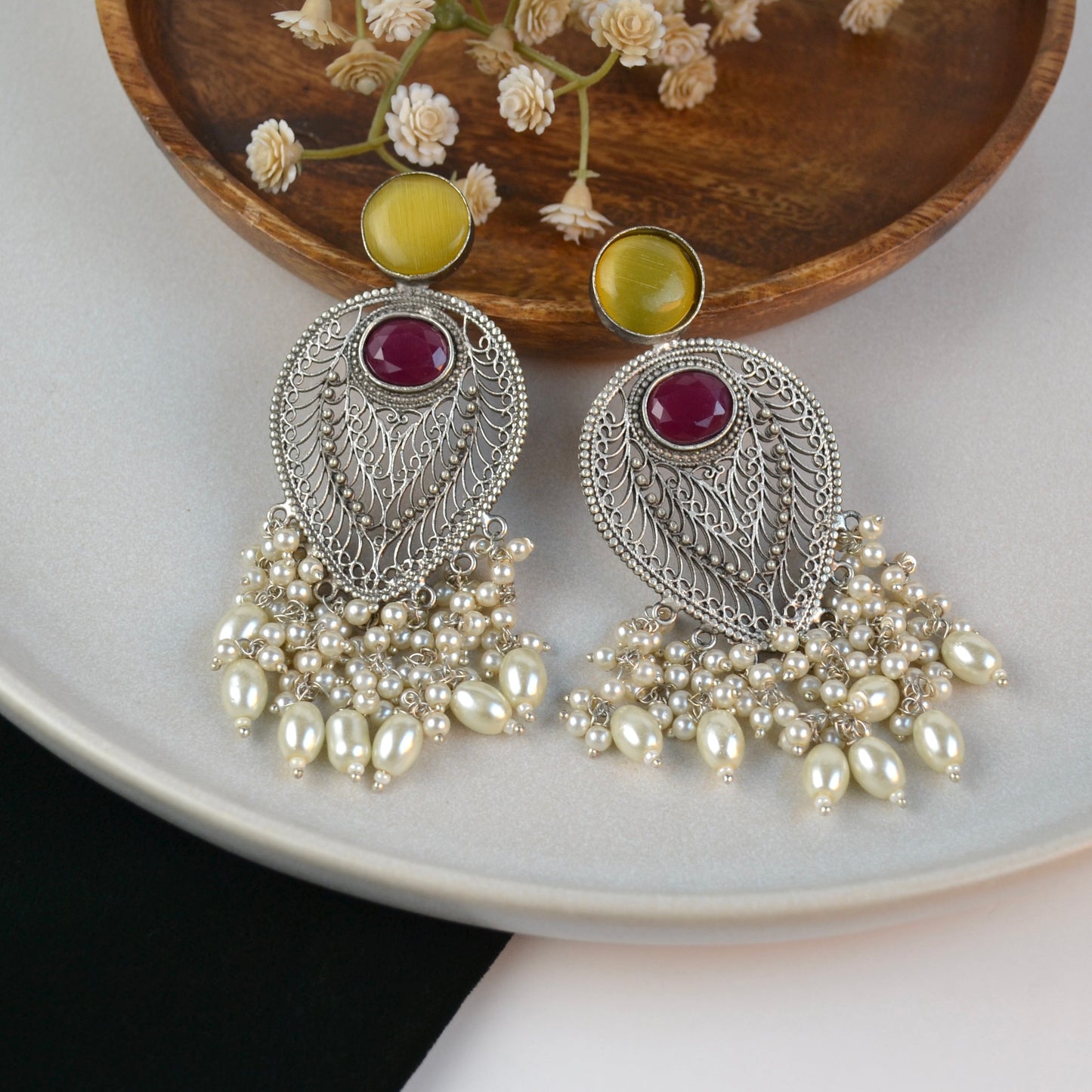VJ4013-Stud Leaf Earring
