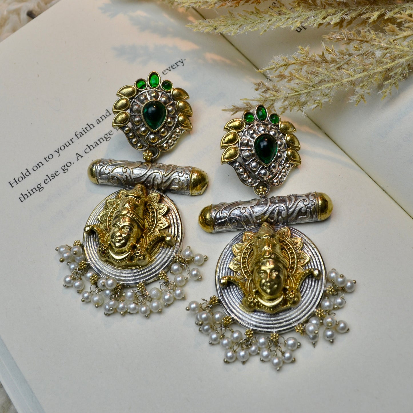 VJ4083-Vishnu Temple Earrings