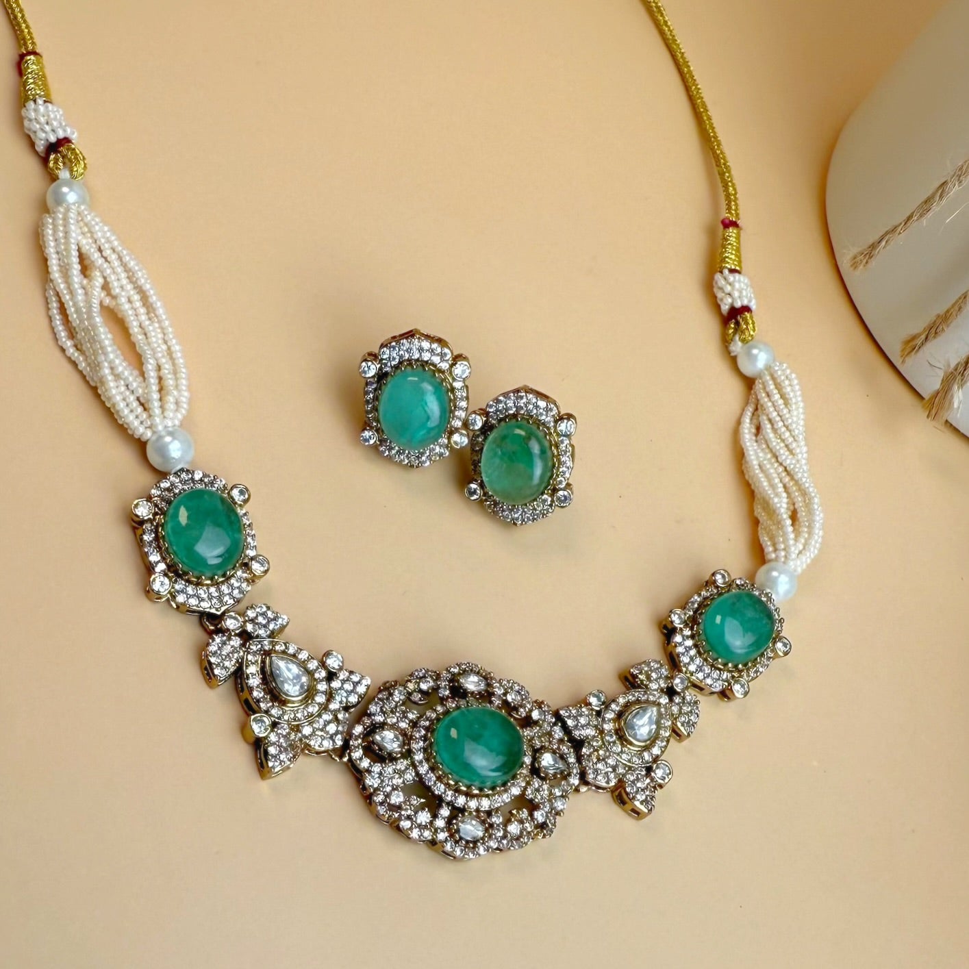 Alina - Premium Doublet Choker Necklace Set with Studs