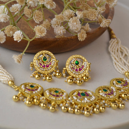 VAKJ013-Kundan and Pearl Necklace Set