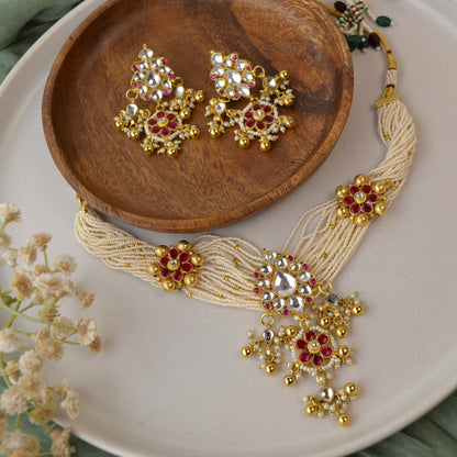 VAKJ016-Kundan and Pearl Necklace Set with Earrings