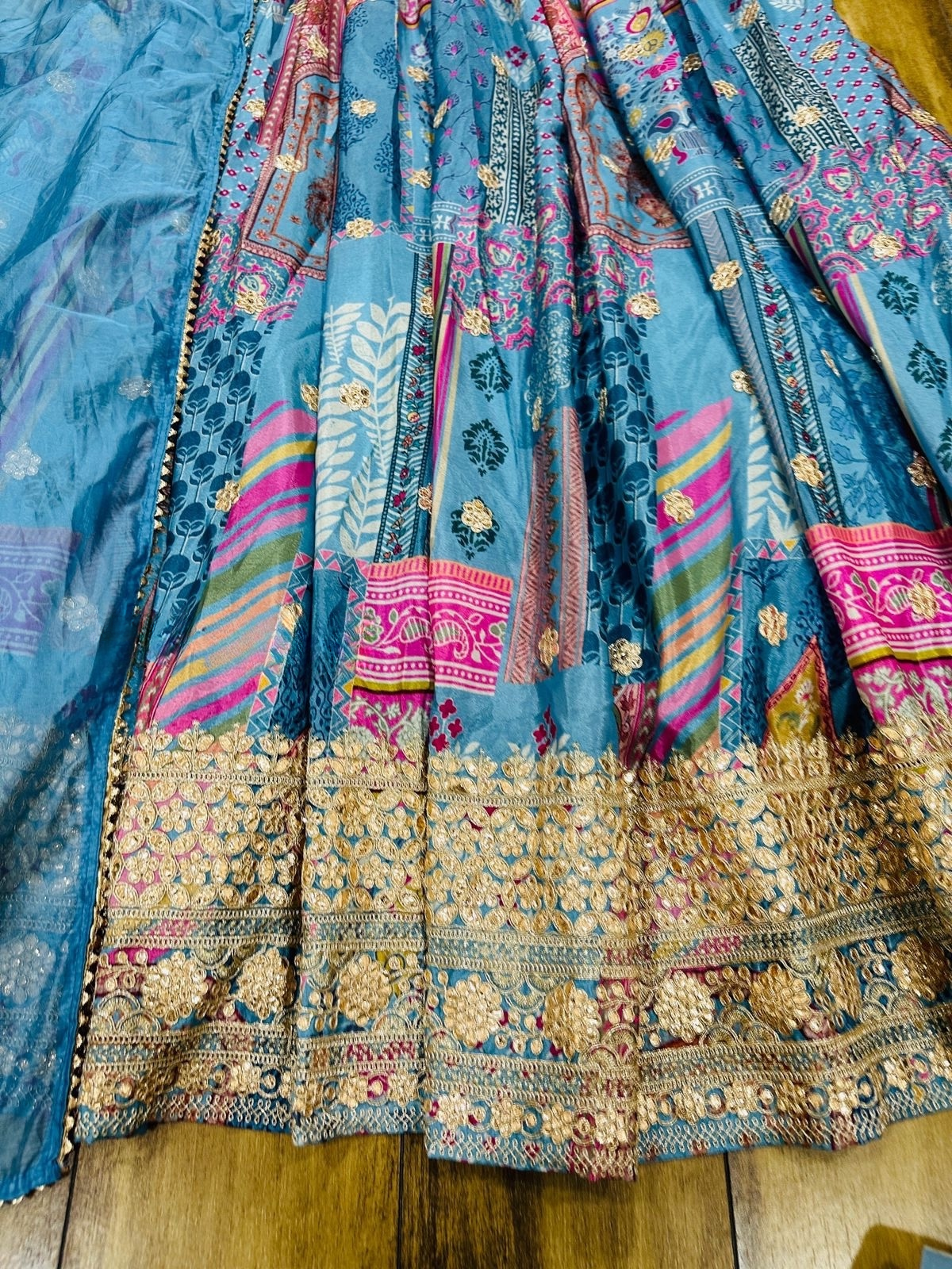 VAM2009-Chinon Silk Digital Print Anarkali with Zari Work