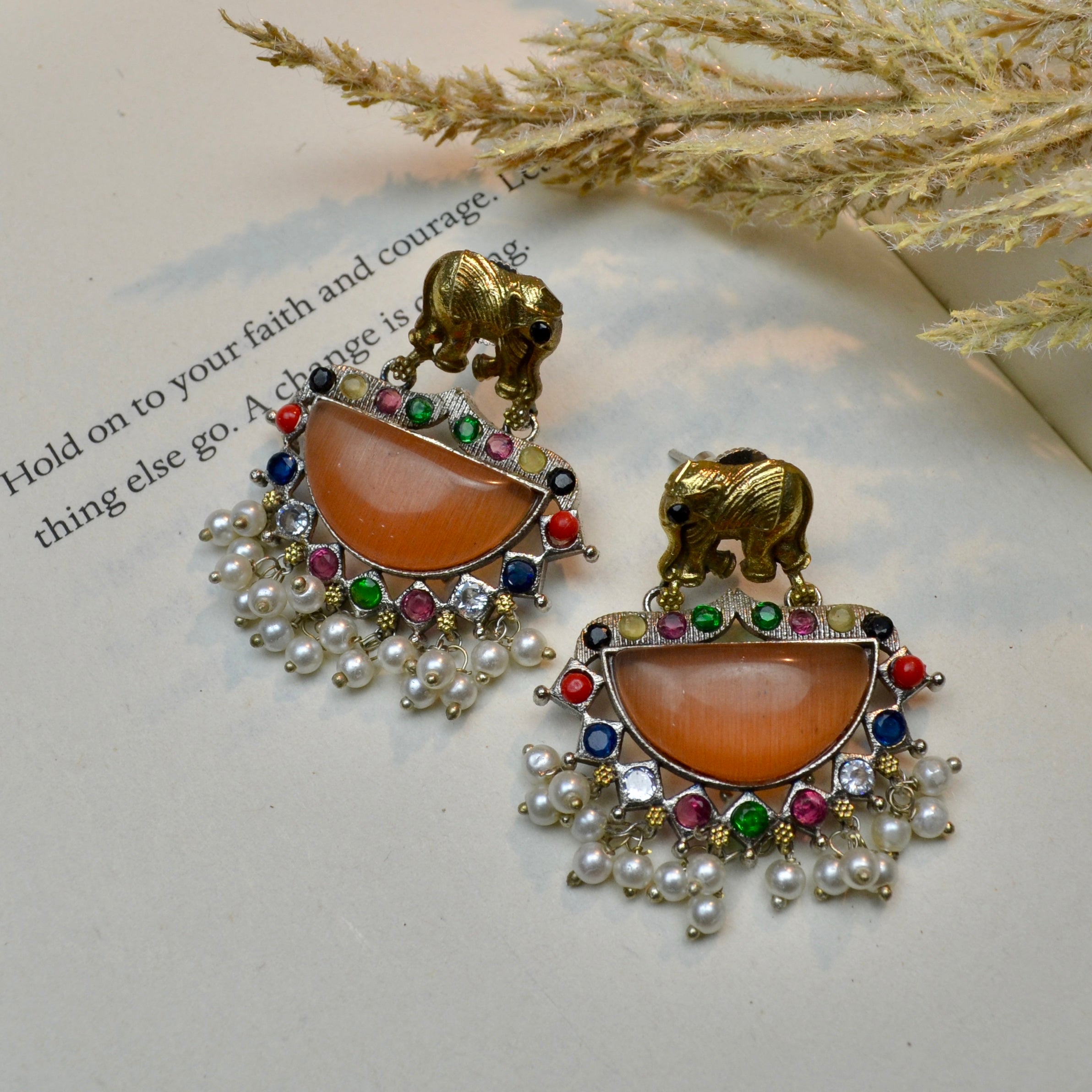 VJ4069-Small Elephant Earrings