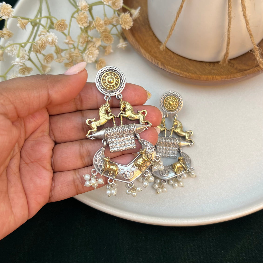 VJ4075-Horse Motif Dual tone Earrings