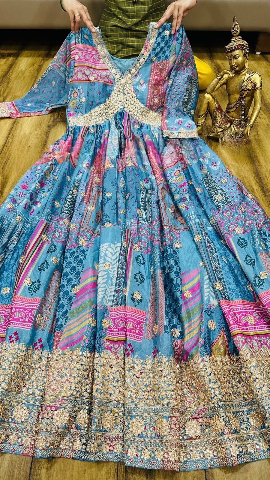 VAM2009-Chinon Silk Digital Print Anarkali with Zari Work