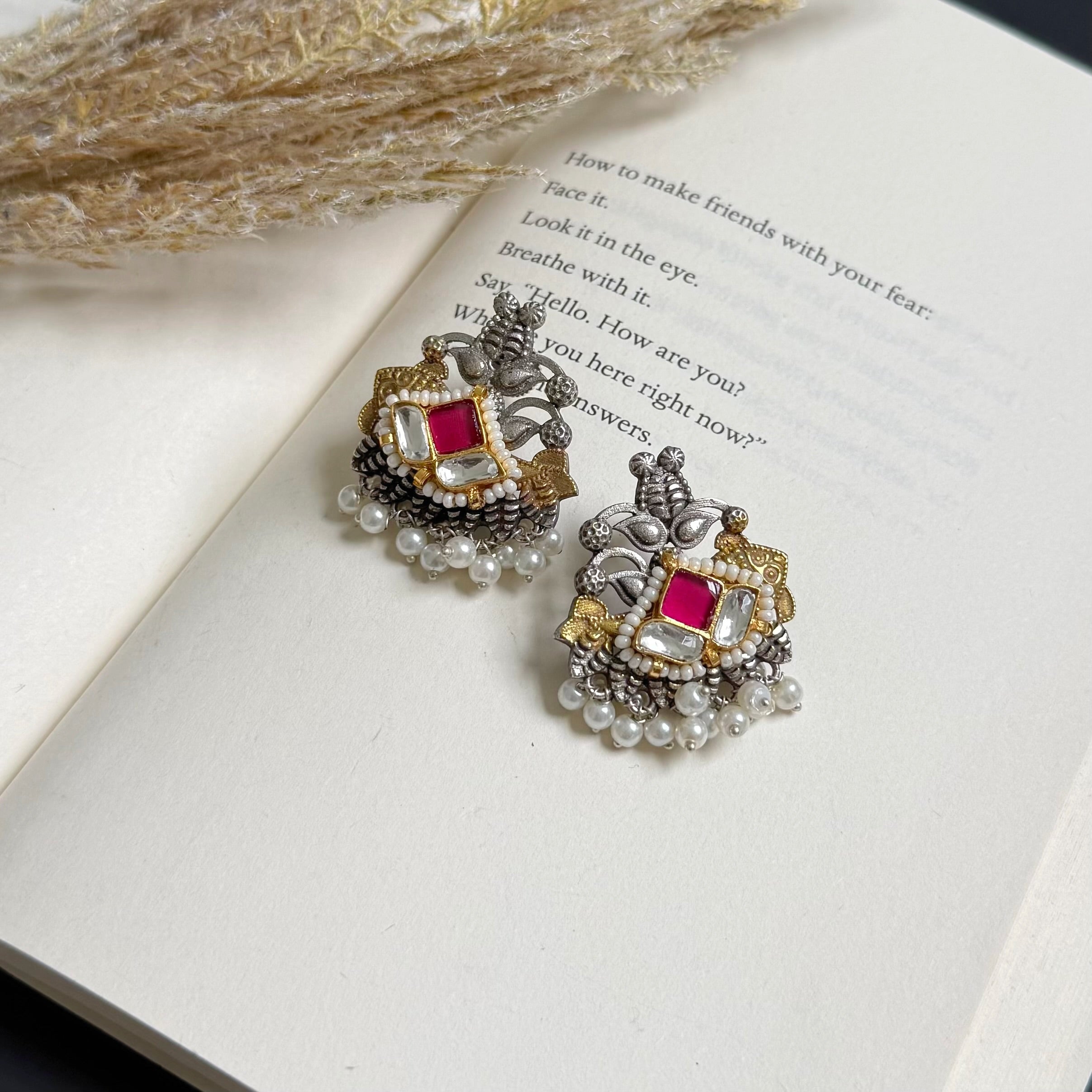 Paachi Kundan Dual Tone Studs