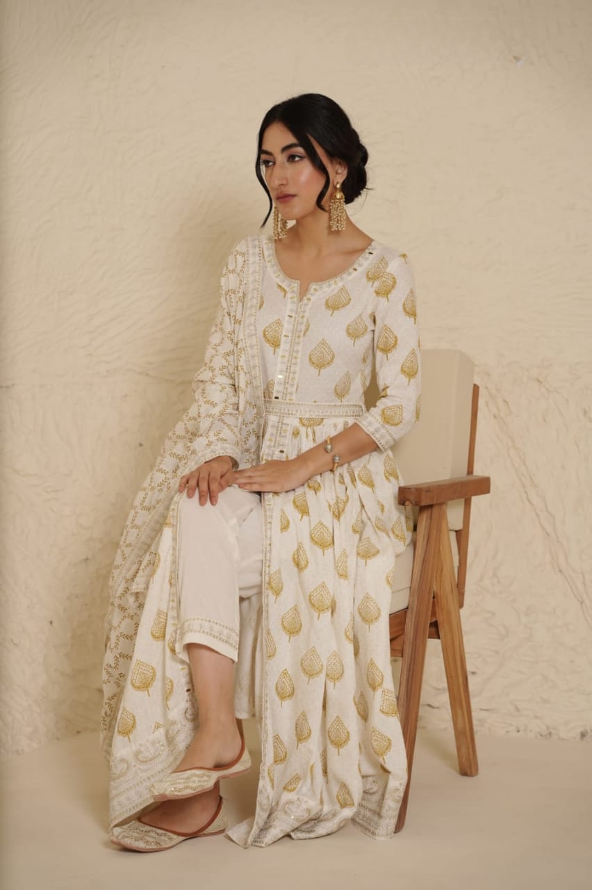 VAM3013-Lucknowi Split Salwar Suit with Pants