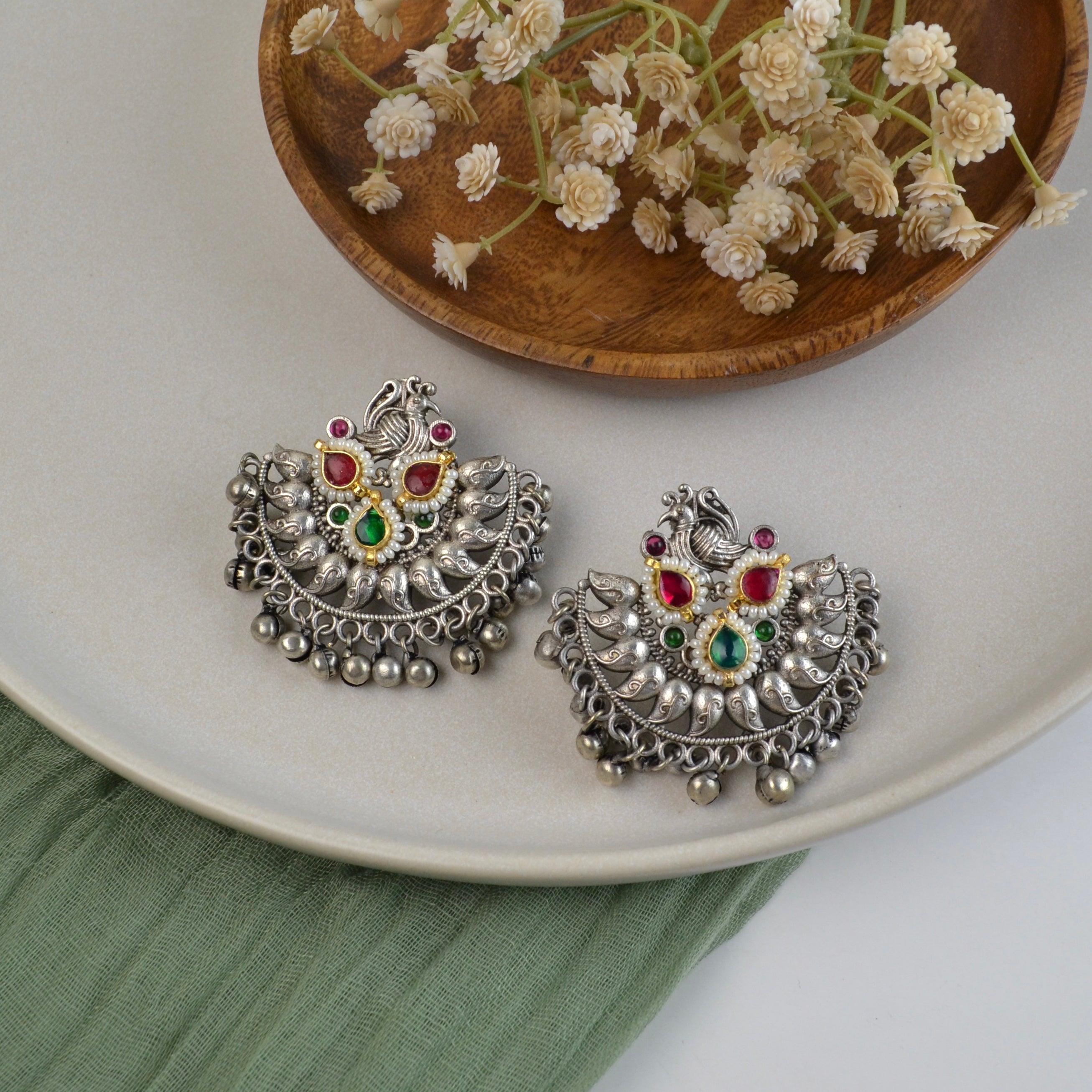 Amaya Chandbali with Kundan