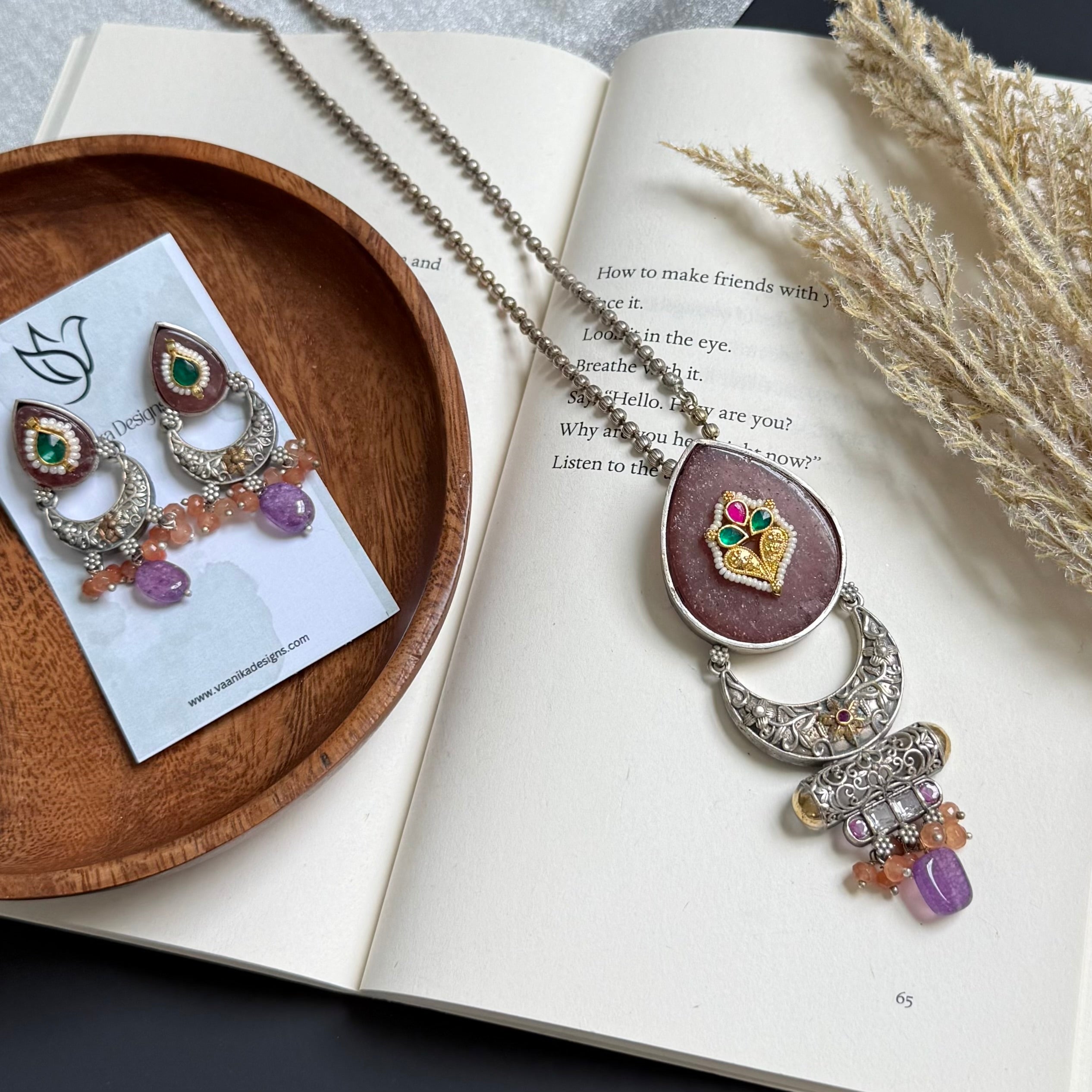 Vaani Fusion Long Necklace set