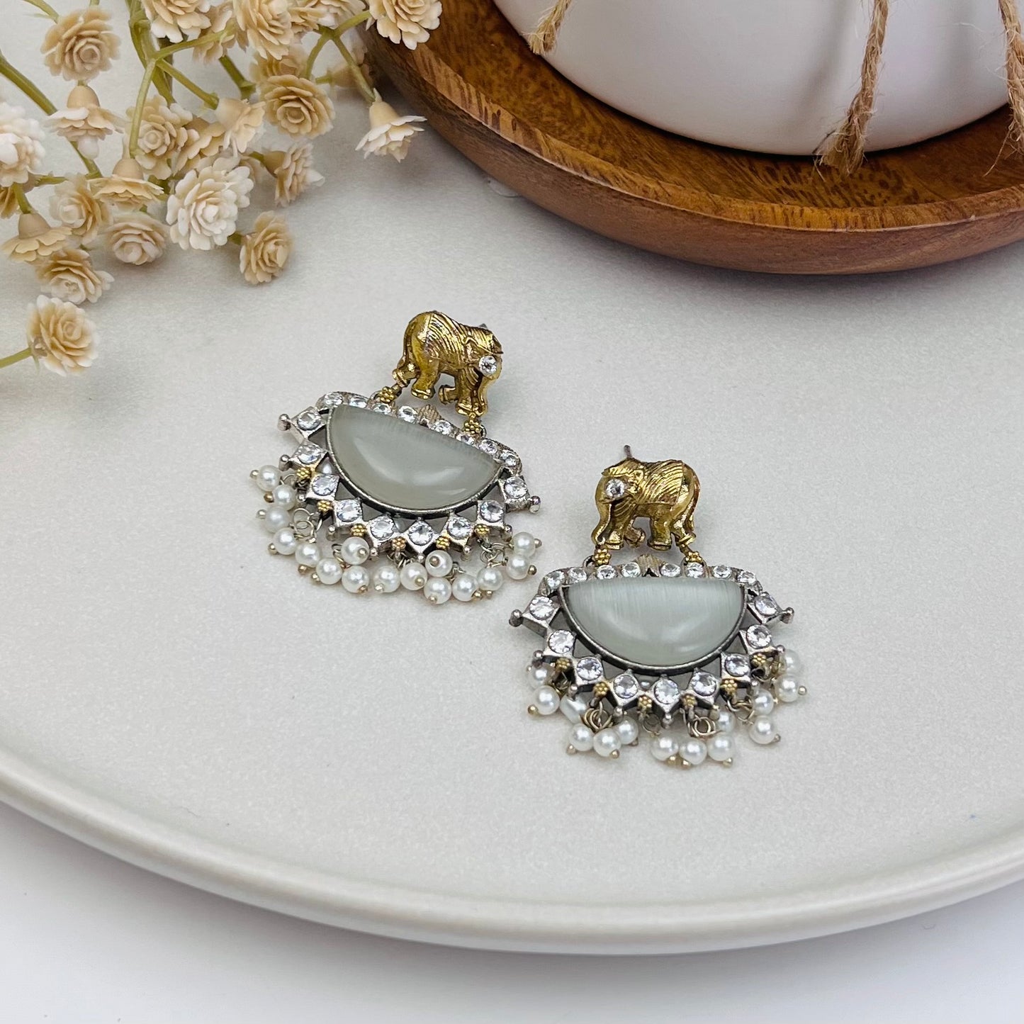 VJ4069-Small Elephant Earrings