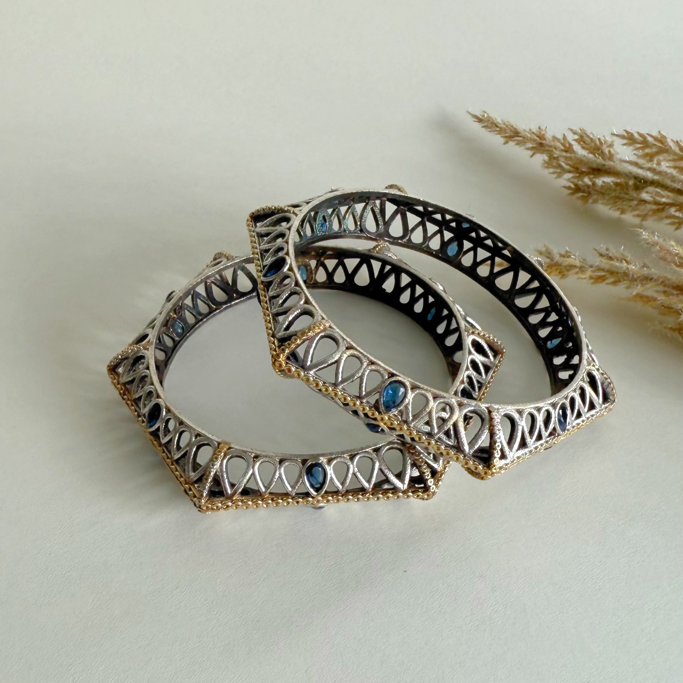 Dual Tone Kundan 2.6 size Kada set of 2