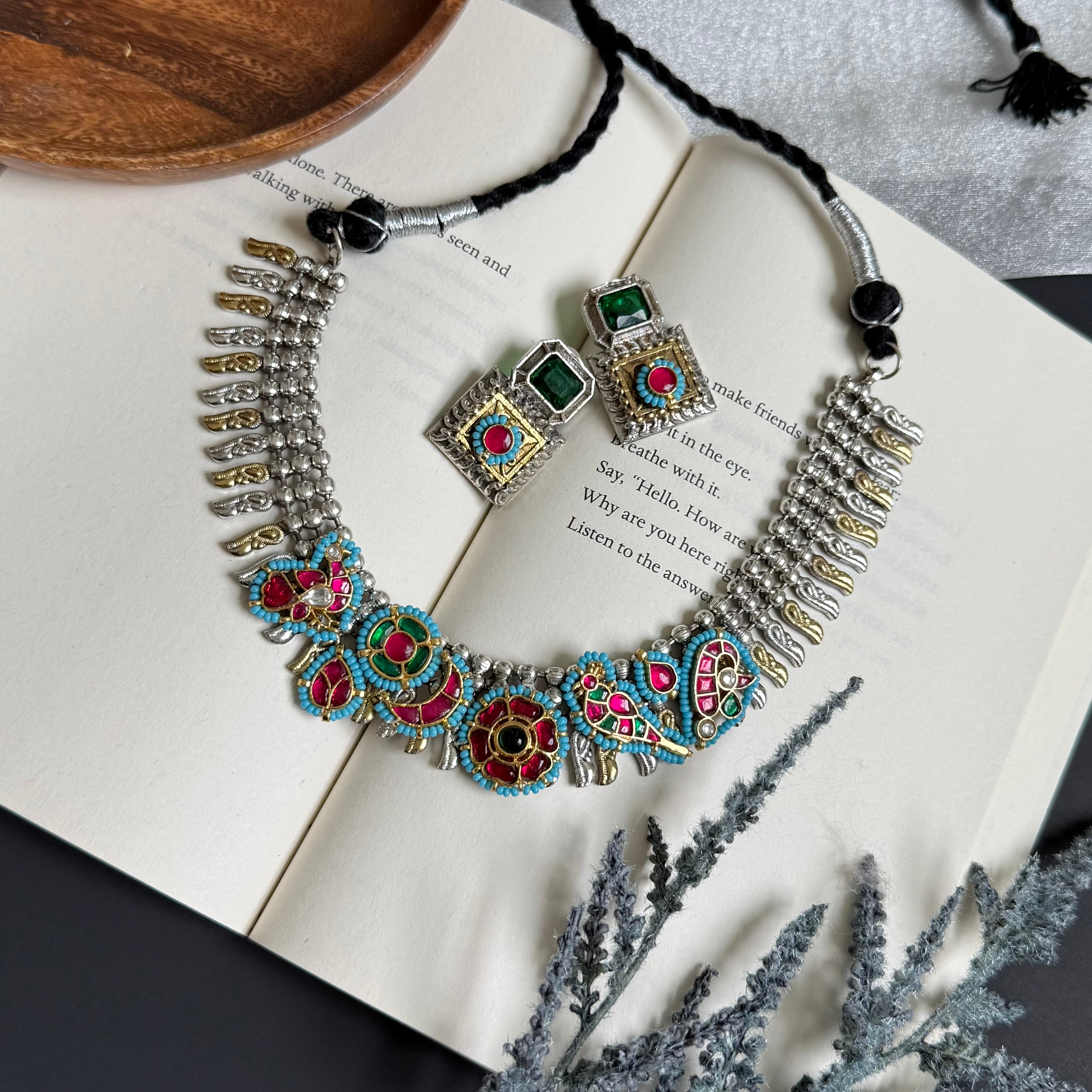 Rizvi Kundan Fusion Necklace Set in Tribal look