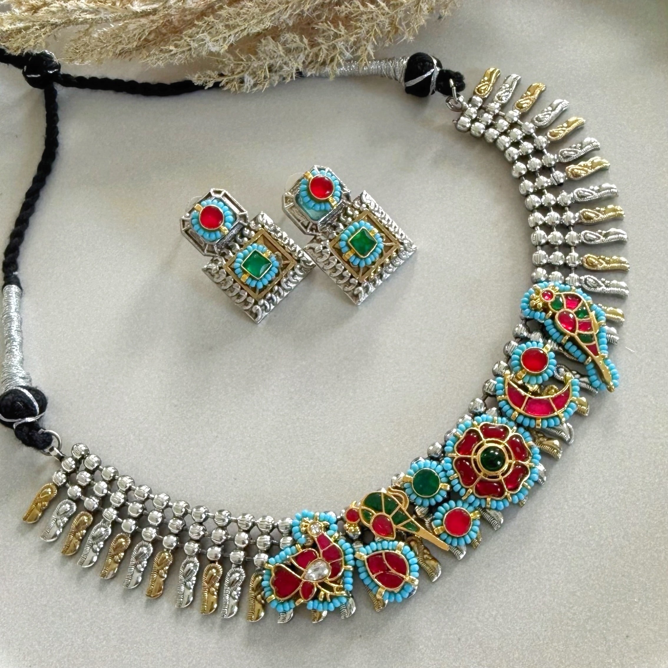 Rizvi Kundan Fusion Necklace Set in Tribal look