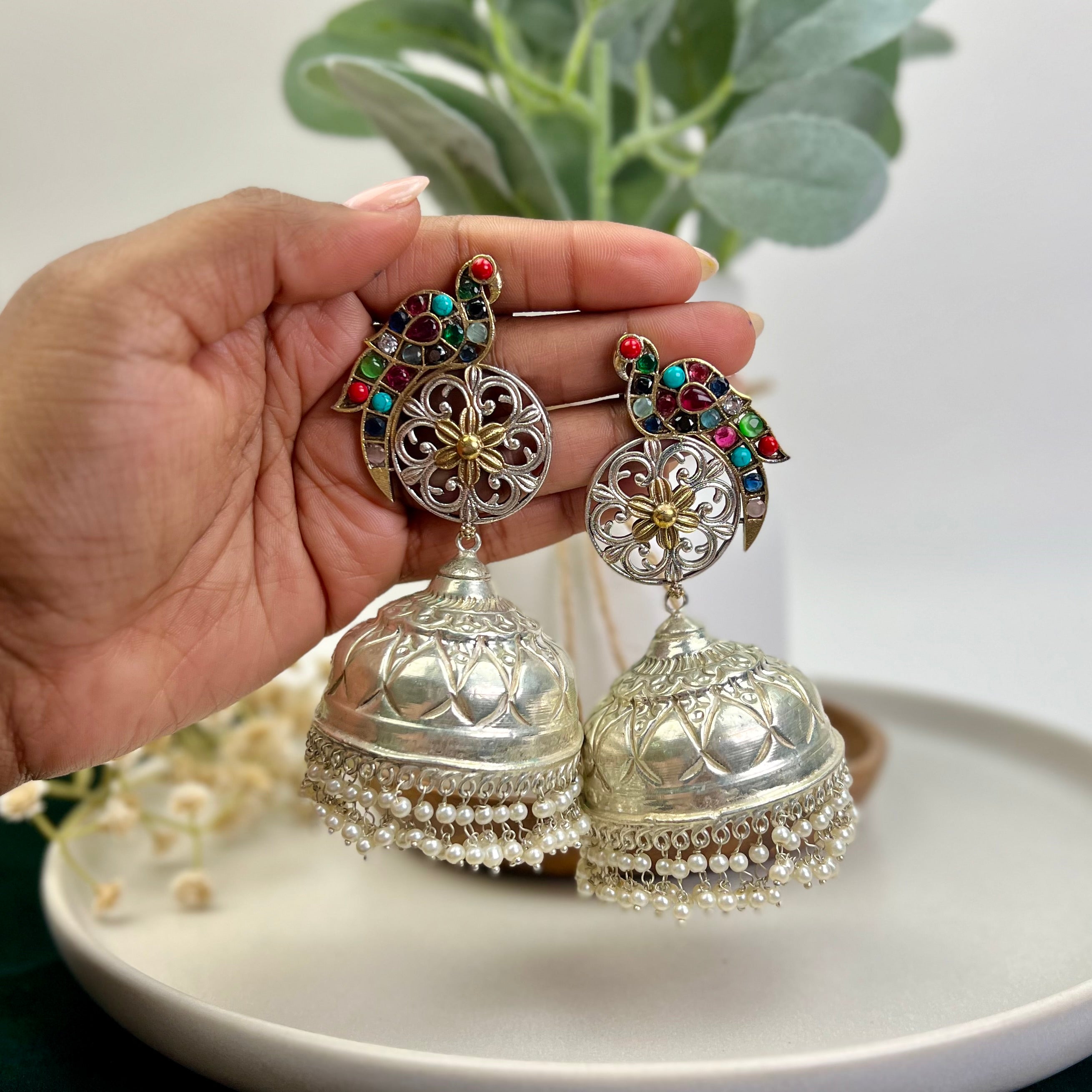 VJ4092-Mor Oversized Brass Jhumka