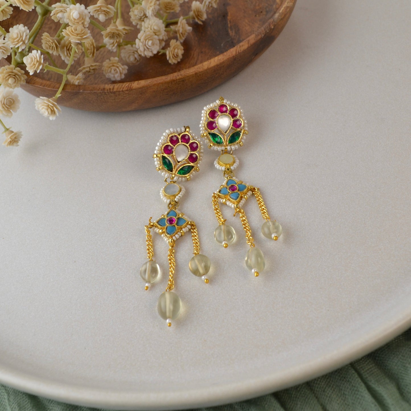 VAKJ010-Kundan and rare stone Earrings