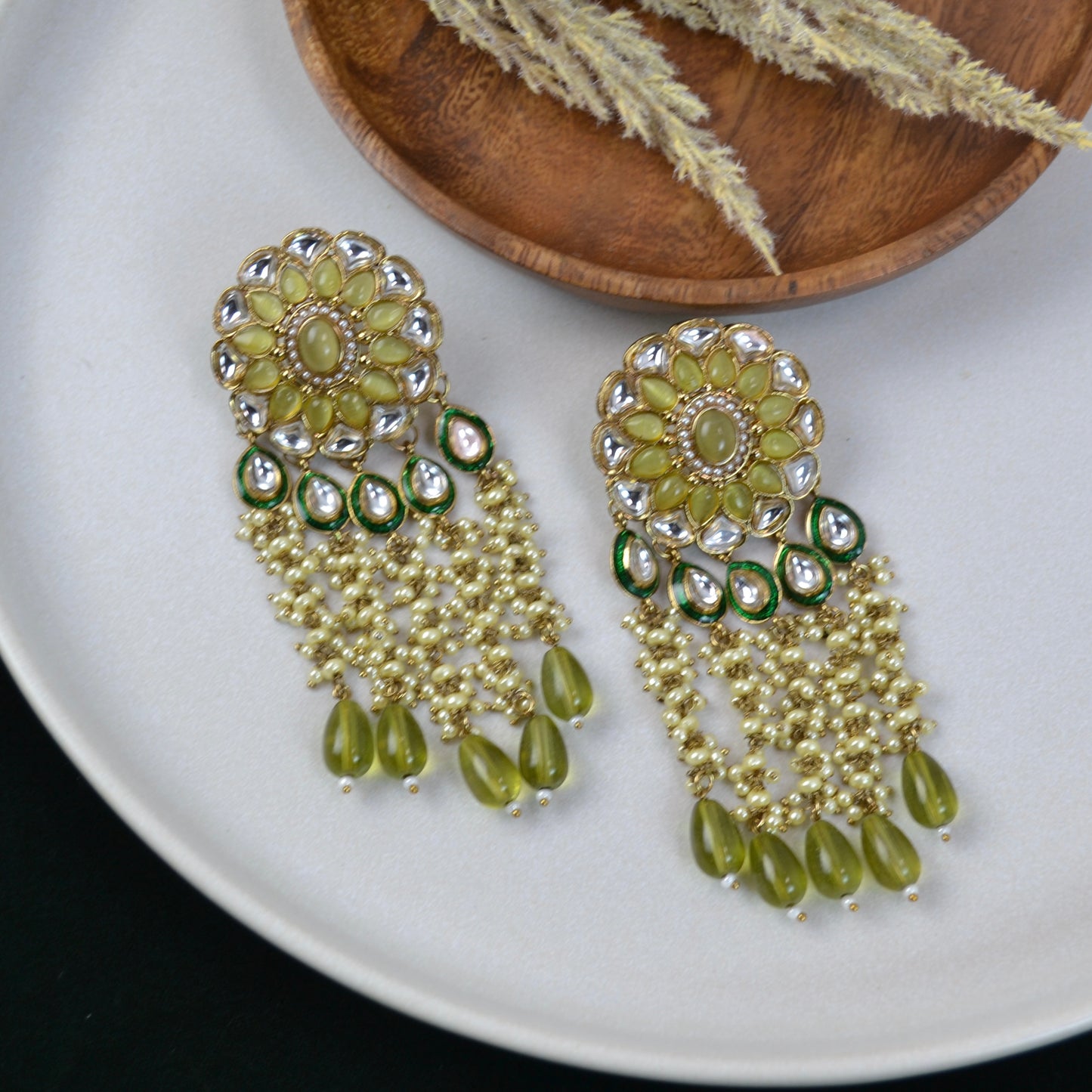 VARJ018-Kundan Long Earrings