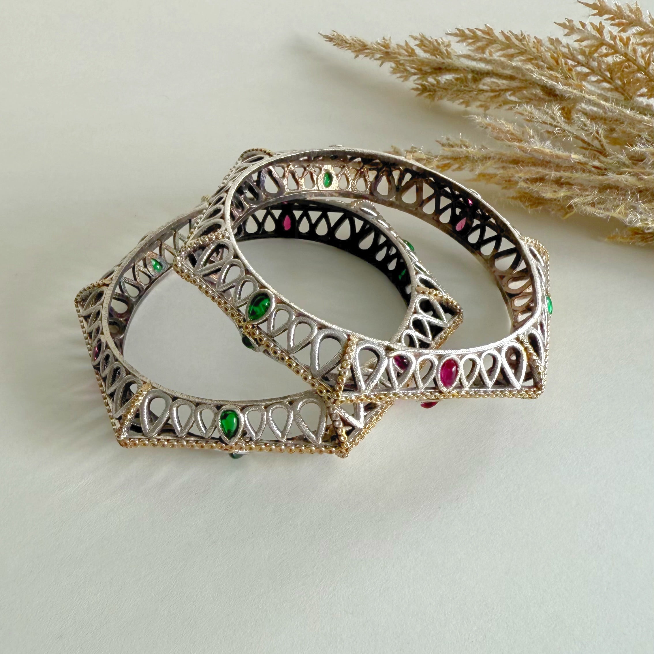 Dual Tone Kundan 2.6 size Kada set of 2