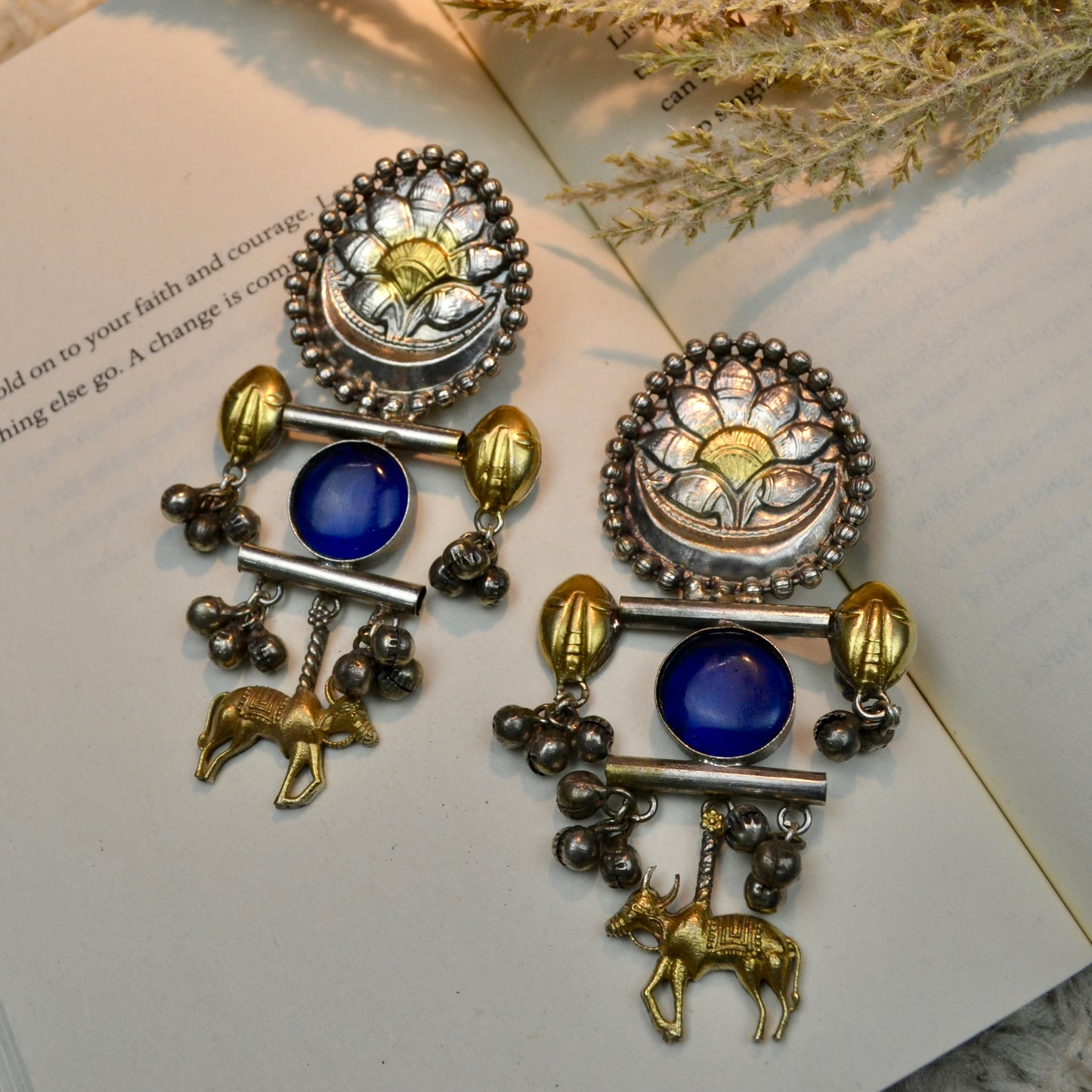 VJ4048-Tribal Nandi Ghunghroo Long Earring