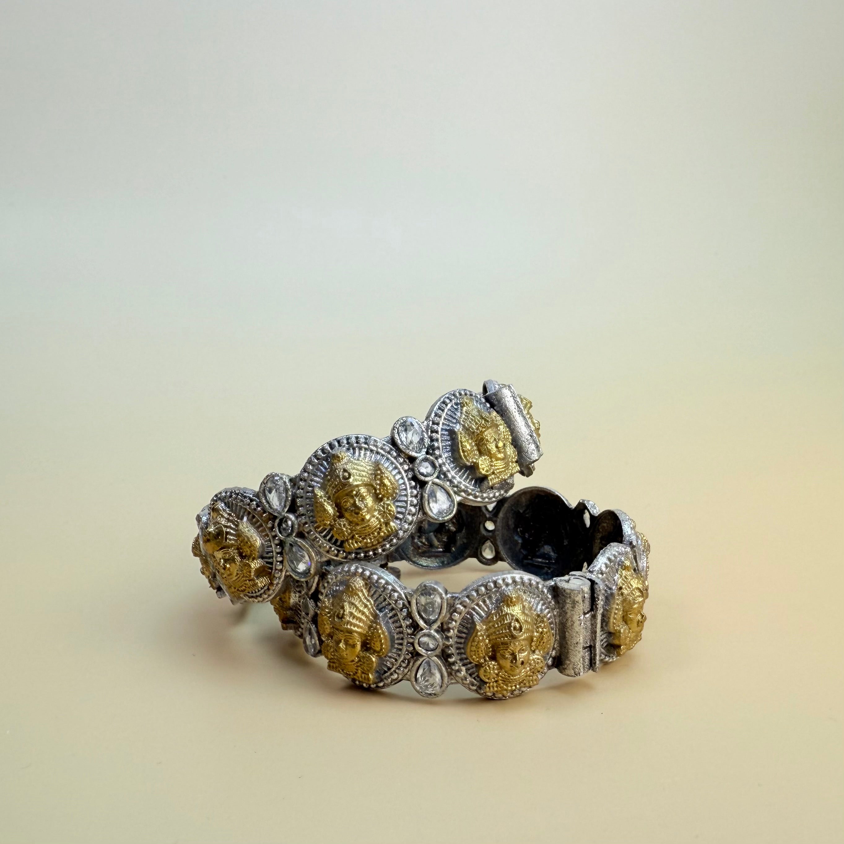 Dual tone Temple look jadau kada set of 2