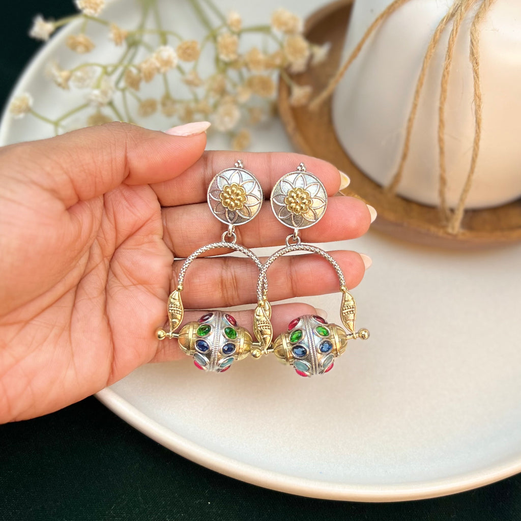 VJ4072-Dual Tone Tribal Earrings