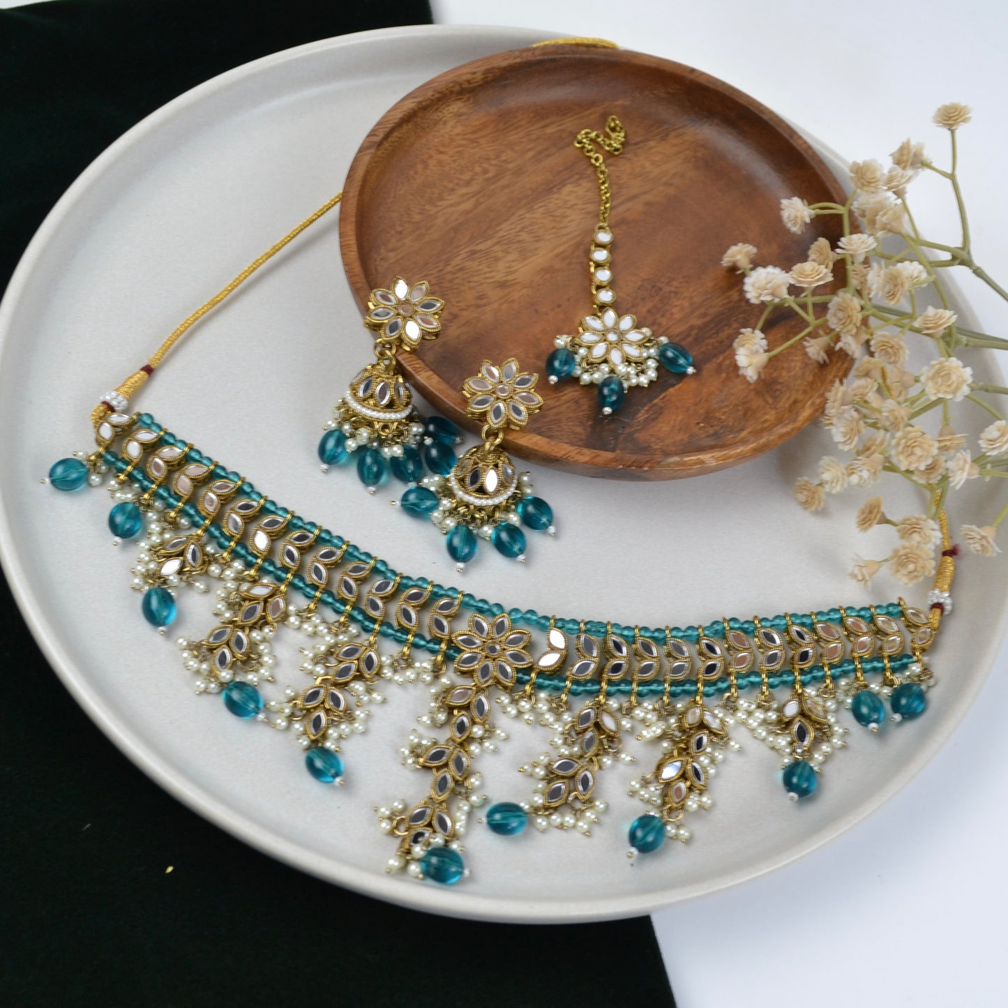 VARJ043-Mirror Necklace Set with Maangtika