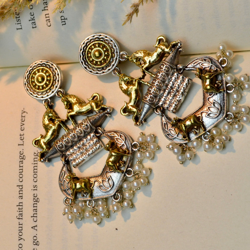 VJ4075-Horse Motif Dual tone Earrings