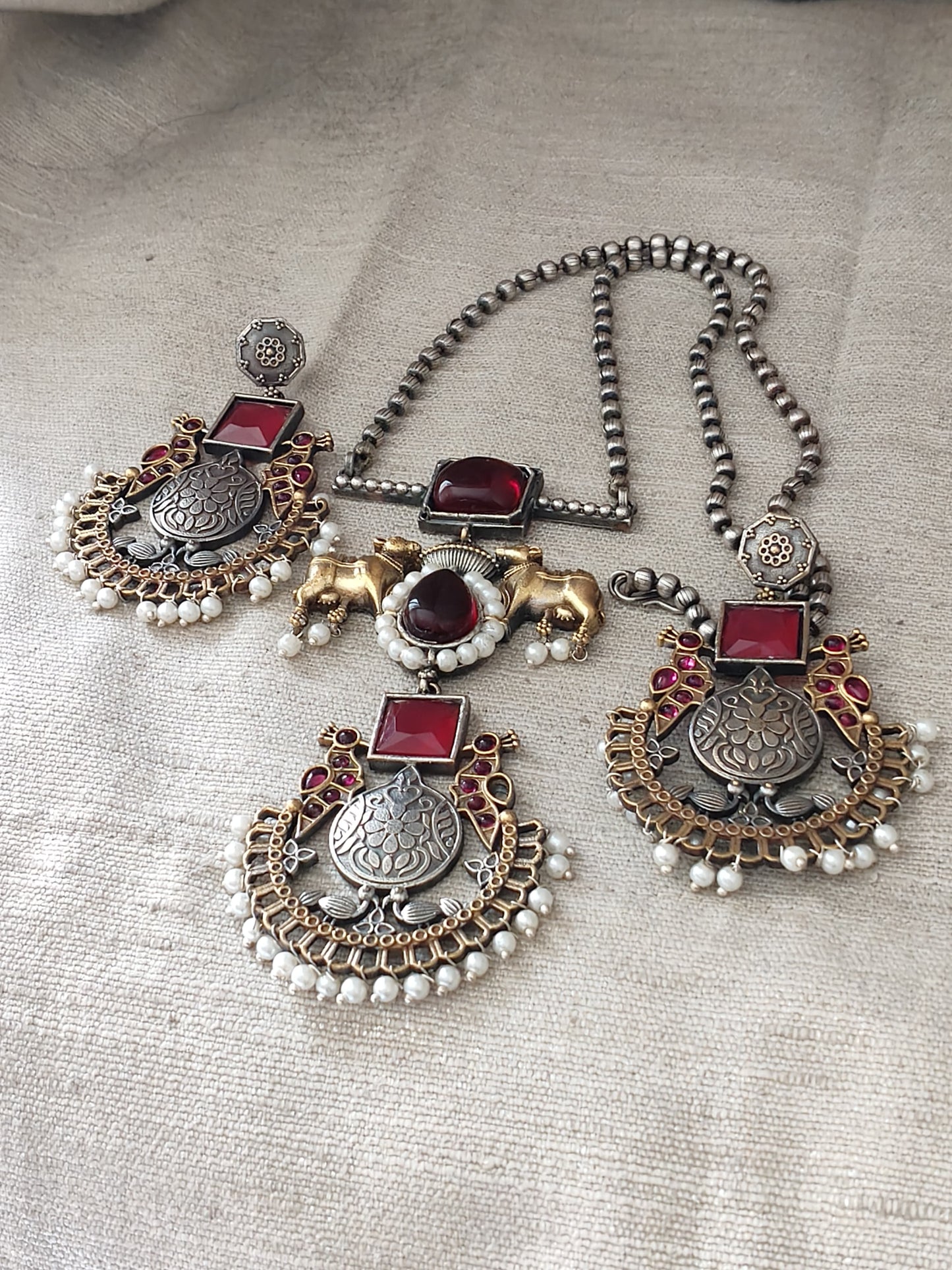 Kaya Necklace Set