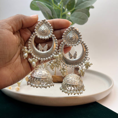 VJ4044-Tribal Brass Jhumka