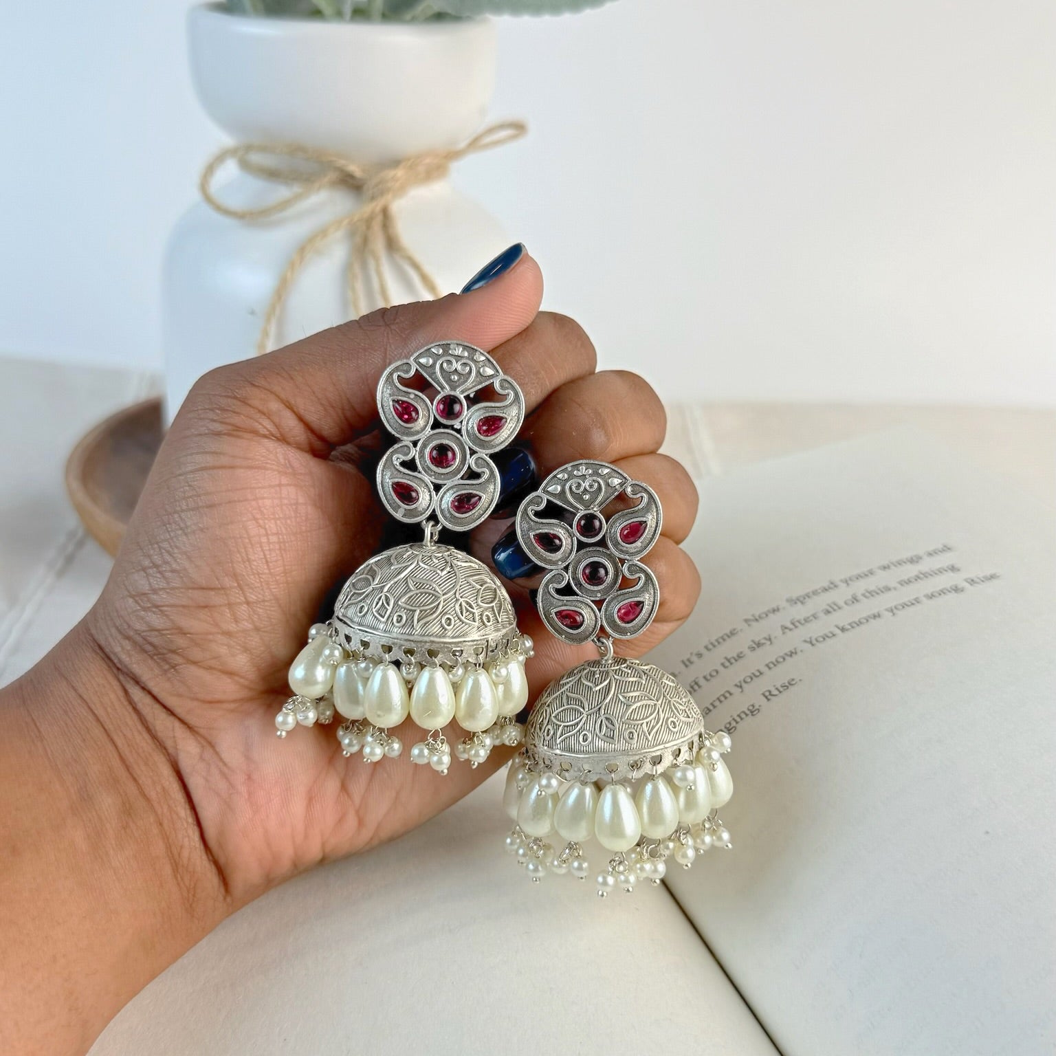 kashi Medium Jhumka