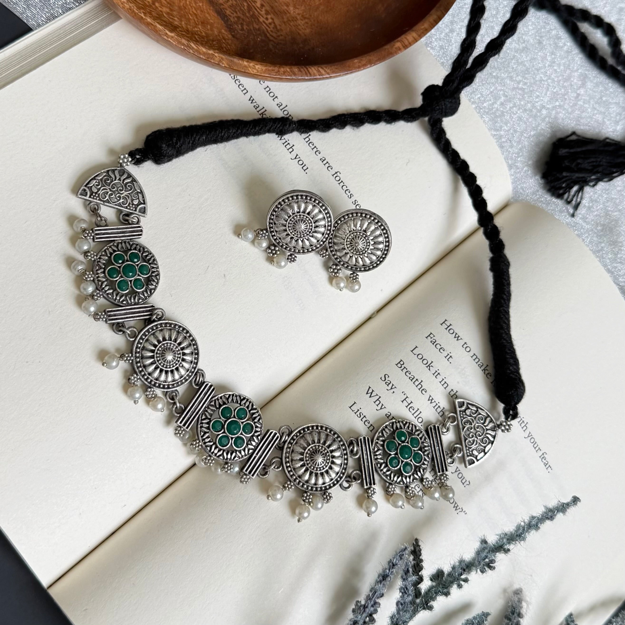 Dhara Necklace Set